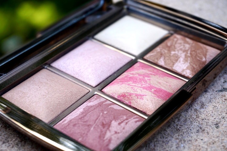 HOURGLASS Ambient Lighting Edit Palette